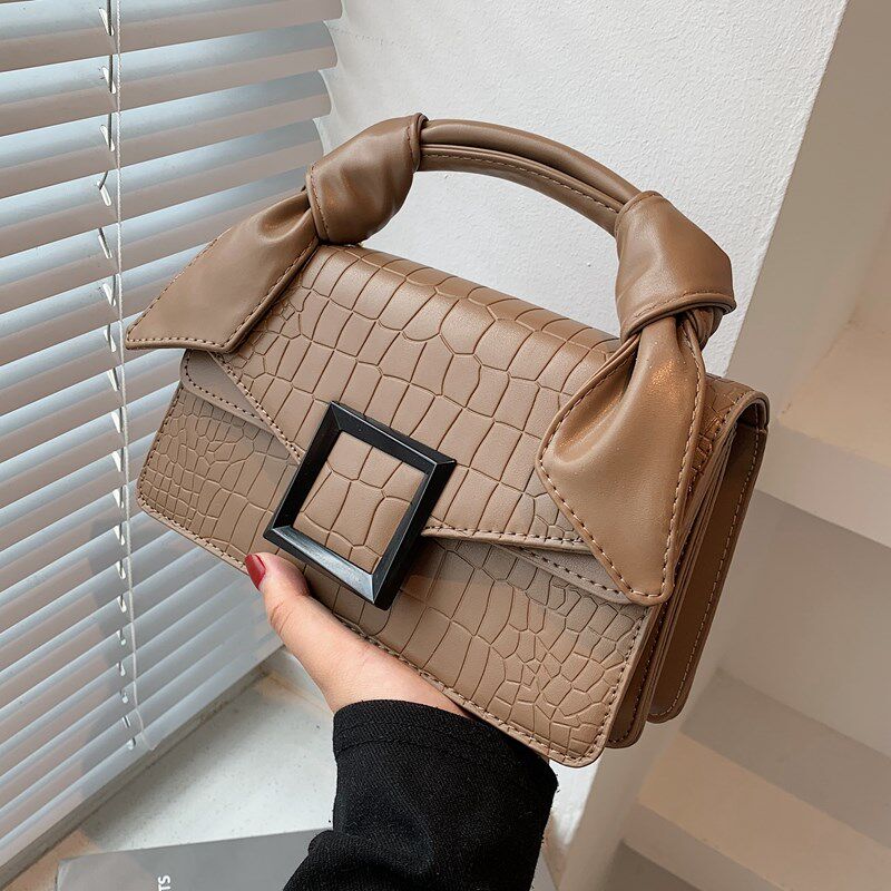 France light and luxurious ITSK package women 2023 new small square bag commute casual 100 hitch pet single shoulder sloped satchel-Taobao