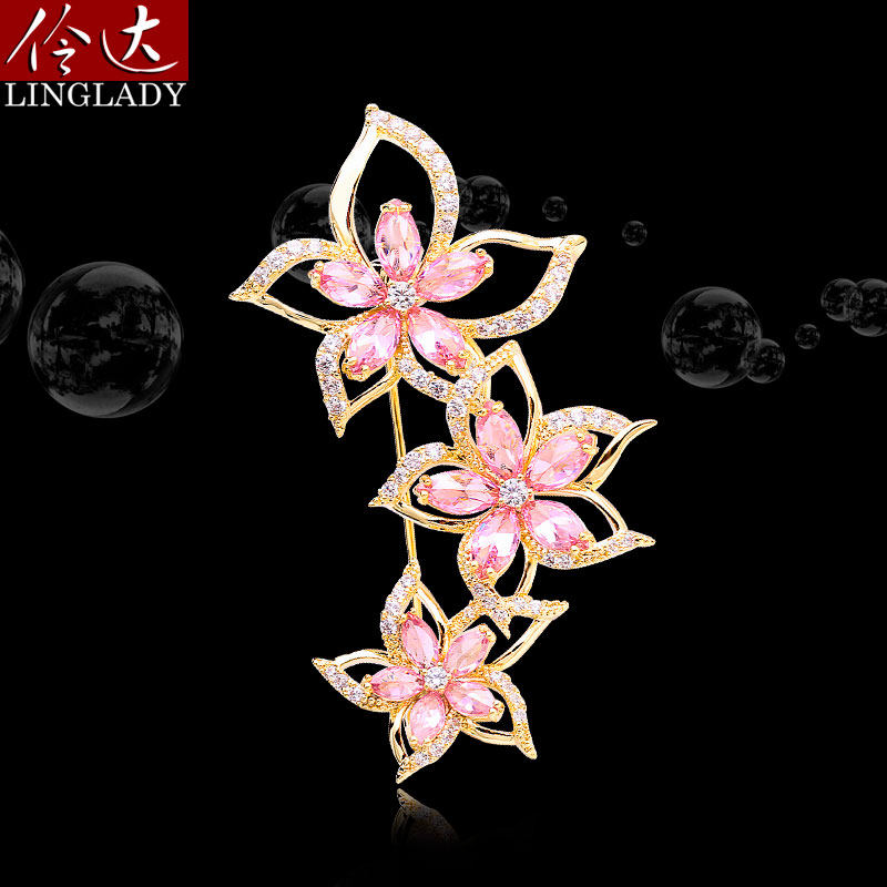 Brooch corsage high-end temperament Mori female pin atmospheric hollow cardigan button pin artificial zircon Chunhua Jingfang