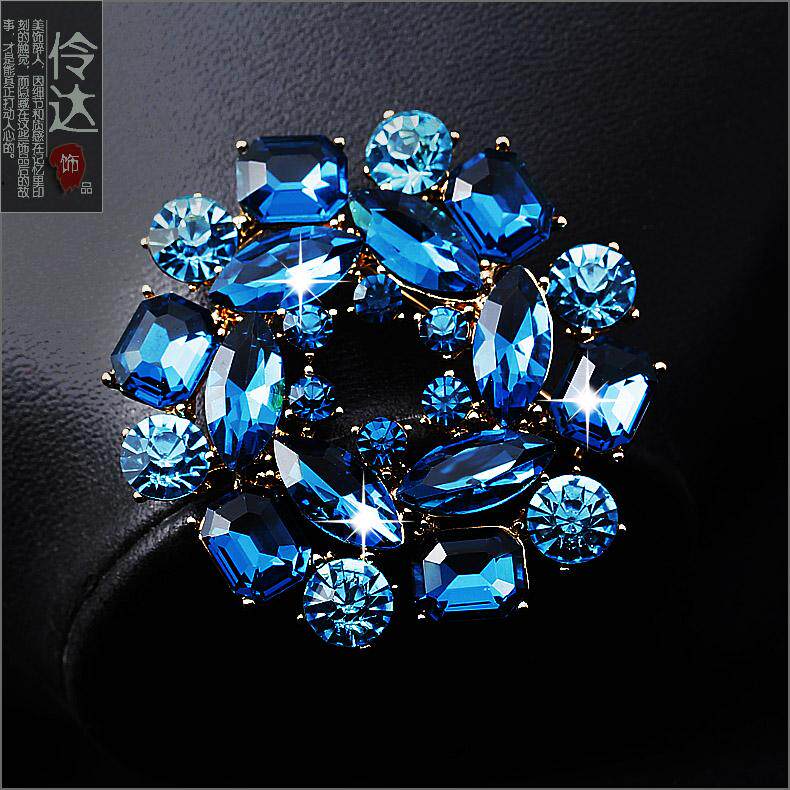 Broche femme LINGLADY en Zircon diamant - Ref 1185589 Image 10