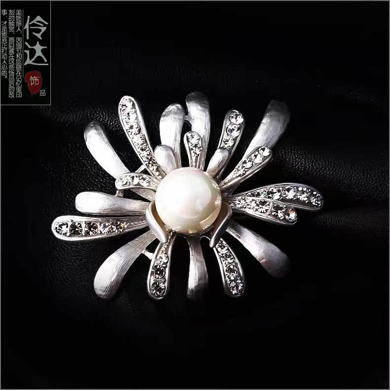 Broche femme LINGLADY en Zircon diamant - Ref 1172683 Image 15