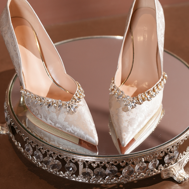 2026 New Style Rhinestone New Chinese-Style Cheongsam High Heels Women's Stiletto Pointed Toe Bridal Shoes Wedding Shoes Champagne Color Comfortable for Feet