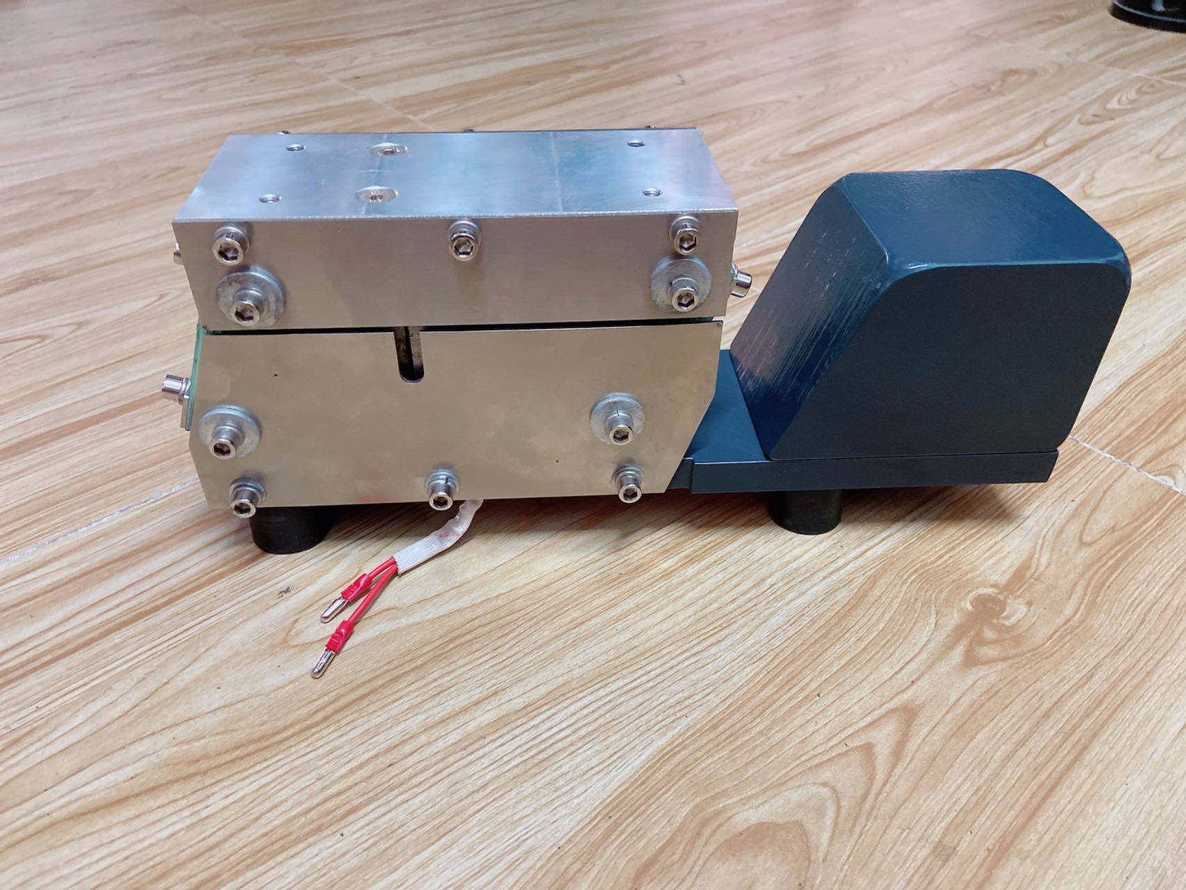 振动盘直振器140#精密型直振器：2026年最值得投资的自动化设备吗？