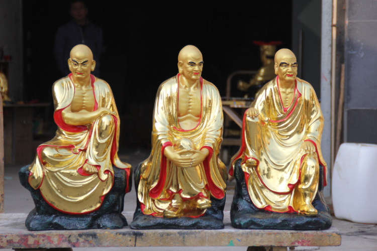 Factory direct Buddhist statues sculptures Large GRP 60 cm Rohan resin 8 Rohan Buddha statues 60 cm High-Taobao