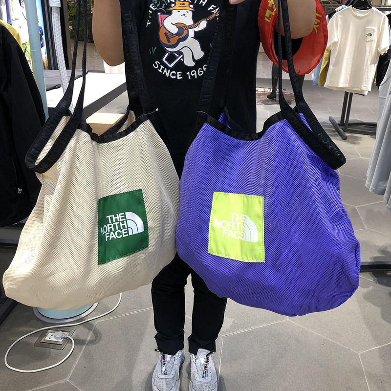 Spring and Summer New Arrivals the North Face Outdoor Casual 19-Liter Shoulder Tote Bag for Men and Women 8Amw Spring and Summer New Arrivals the North Face Outdoor Casual 19-Liter Shoulder Tote Bag for Men and Women 8Amw