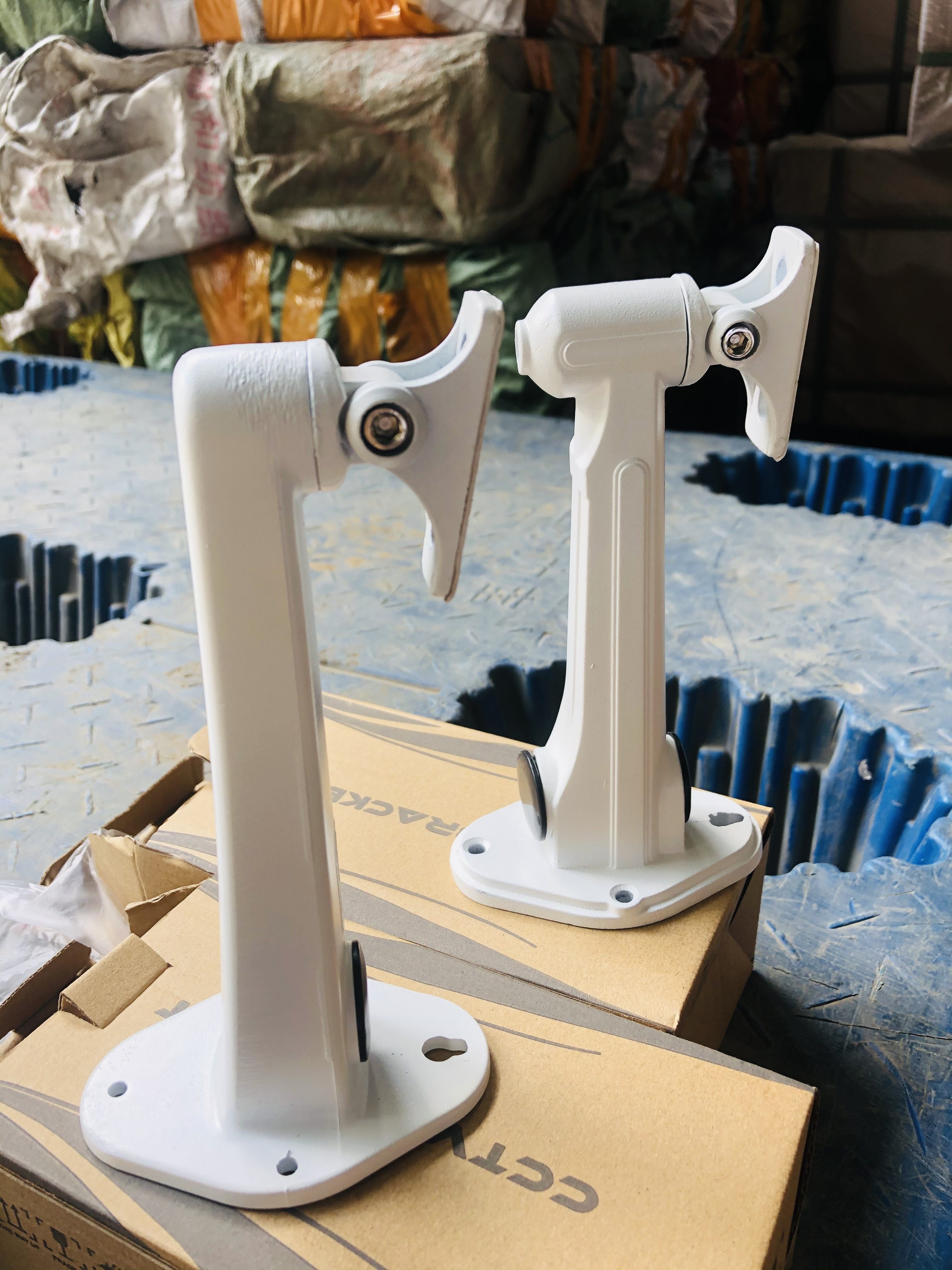 Monitoring aluminum alloy duckbill 608 camera camera bracket universal Haikang Dahua DS-1212ZJ