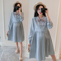 Pregnant women autumn dress 2021 fashion loose pleated shirt dress long shirt pregnant women striped skirt