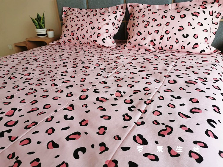 Cotton cũ thô da báo in đơn mảnh lưới đỏ bông đôi chăn mat lanh màu hồng 1,8 m giường - Khăn trải giường ra giường
