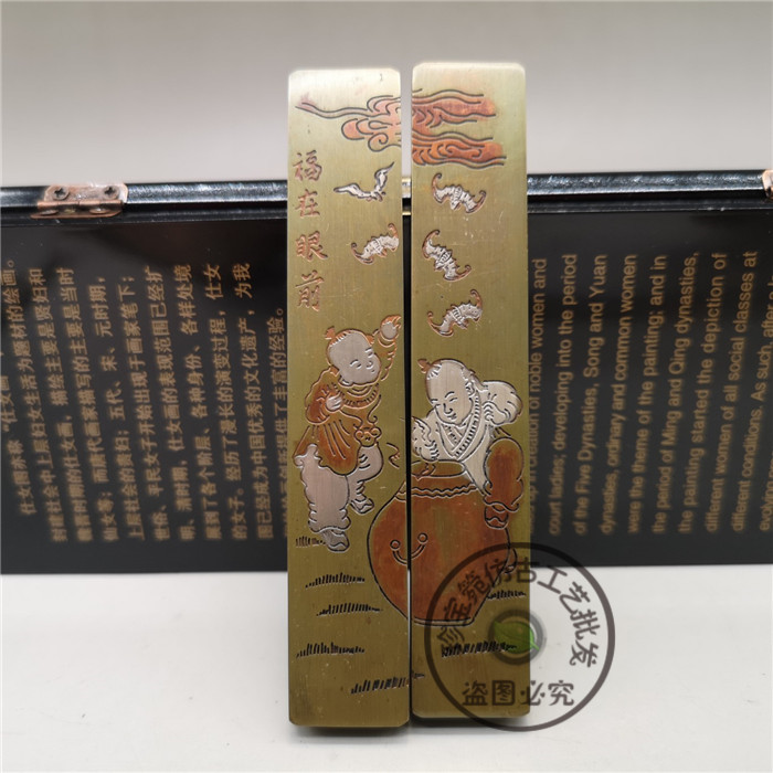 Home Four Treasure Calligraphy Imitation Ancient China Horn Finery Bronze Town Ruler Bronze Town Paper Pressed Paper Press Ruler Finely Carved Tofu is in front of the eyes