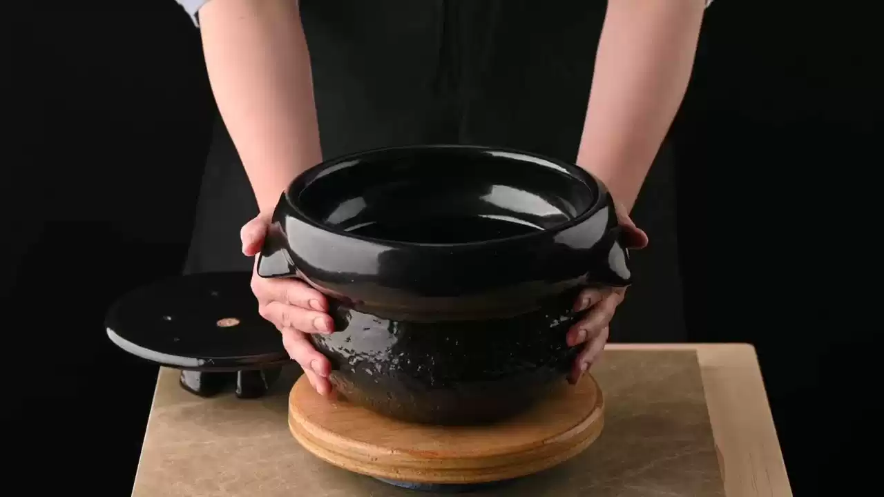 雲井窯 鴨釉 燒鍋土鍋 鴨釉蓋木ノ葉土鍋 6寸 飴釉の