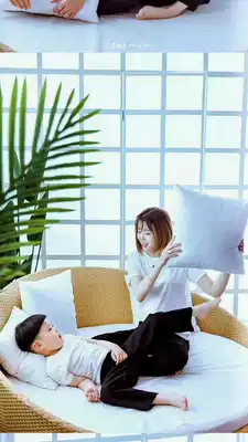 2018 New photo studio photography props wedding dress studio decoration design and production Korean children's real scene