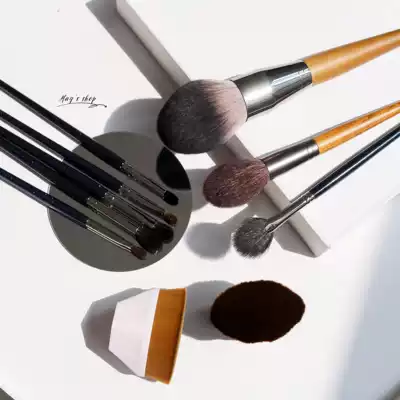 High-end quality ~ selected non-marking makeup brush soft hair foundation brush blush cream loose paint repair high-shine brush