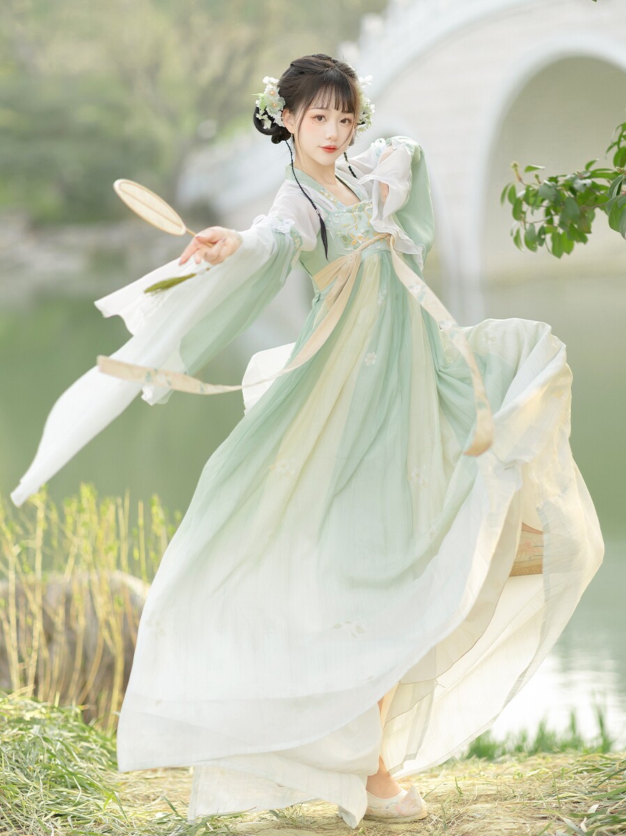 原创玉蕊清风唐制汉服女,超仙春夏飘逸日常全套,穿出古风美少女!-汉服半身裙-淘宝好物网