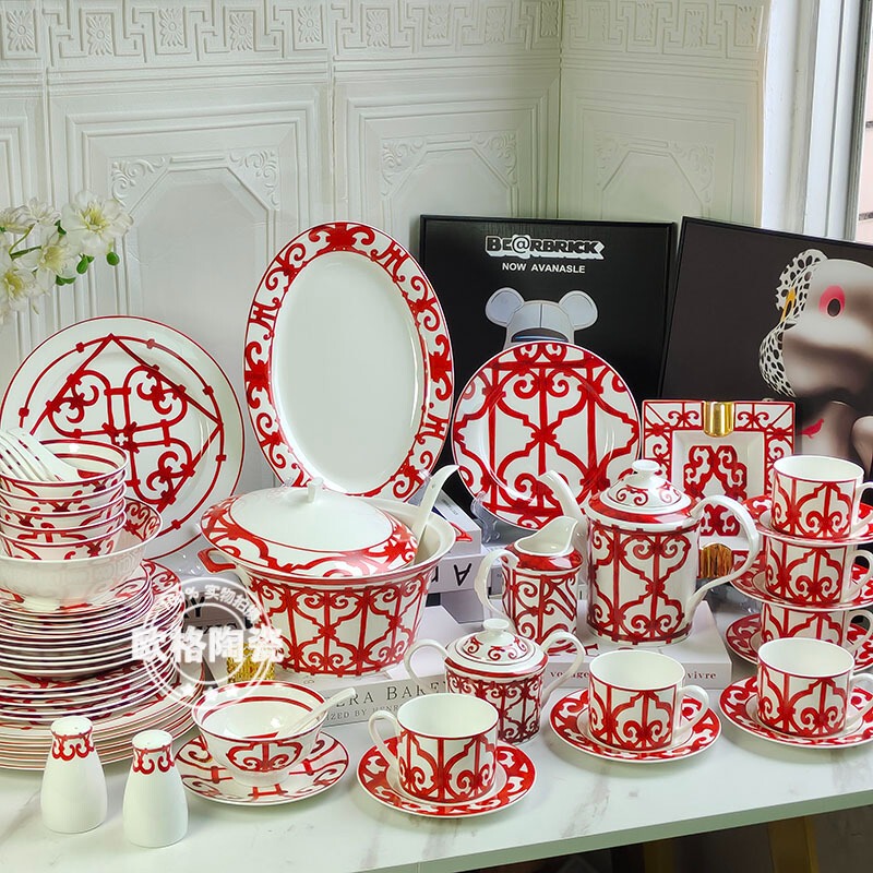 Bone China Red Tableware Set, European-Style High-End Feel, Western-Style Plates, Bowls, Spoons, Chopsticks, Cups, and Saucers Set, Housewarming, New Year Bone China Red Tableware Set, European-Style High-End Feel, Western-Style Plates, Bowls, Spoons, Chopsticks, Cups, and Saucers Set, Housewarming, New Year