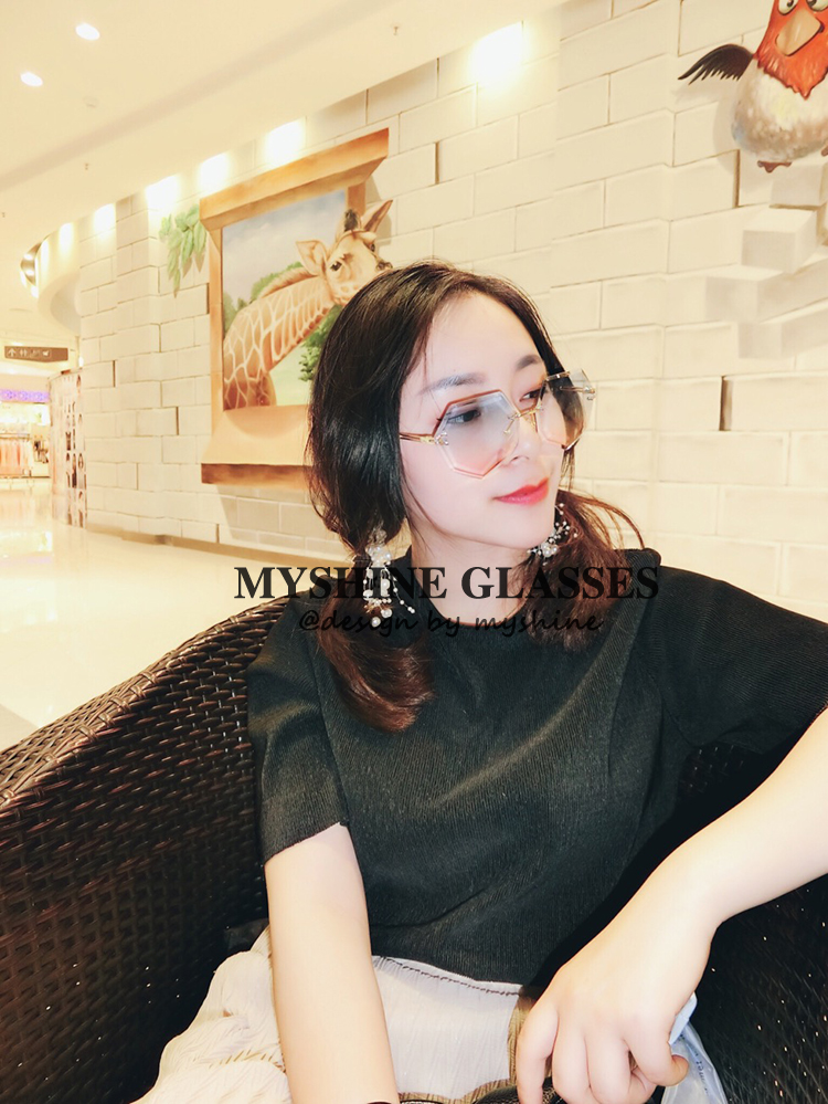 Châu Âu và Hoa Kỳ đa giác không khung cắt tỉa kính râm nữ gradient đại dương màu sắc kính râm chống UV nữ mắt kính cận