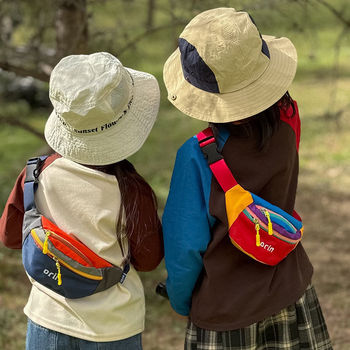 Color-blocked outdoor casual cross-body chest bag for boys and girls, baby travel lightweight mini waist bag, sports trendy and cool small bag