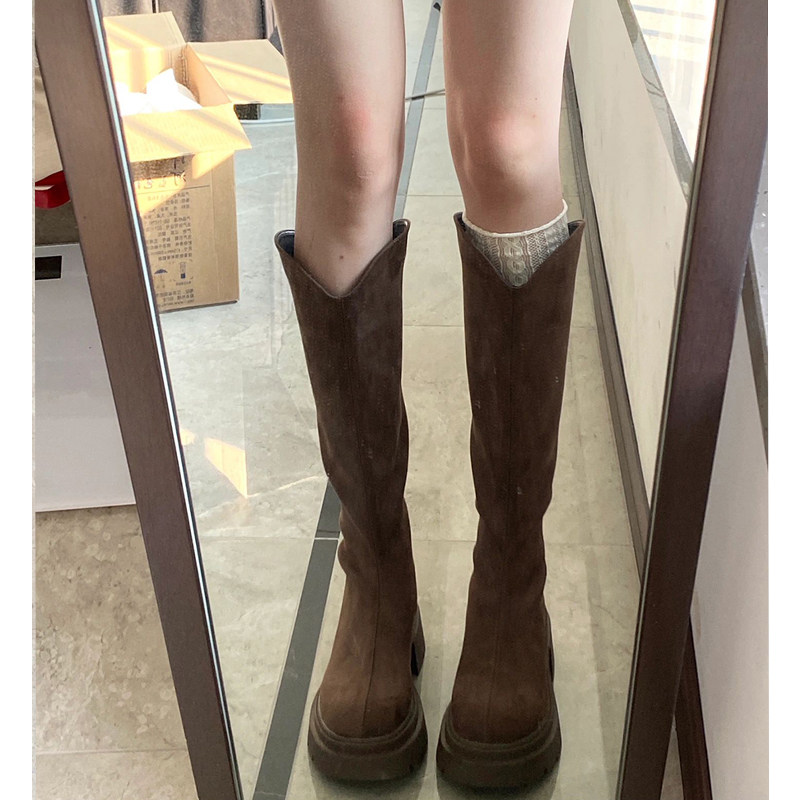 Maillard ~ рыцарские сапоги женские на высоком каблуке, новинка 2025 года, коричневые сапоги до колена с круглым носком и увеличенной v-образной формой на толстой подошве.