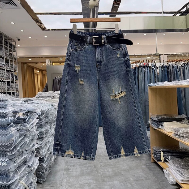 2026 Super Popular Cropped Denim Pants for Women, Summer European Style, Loose Ripped Flip-Up Wide-Leg Pants, Slimming Eight-Point Pants 058