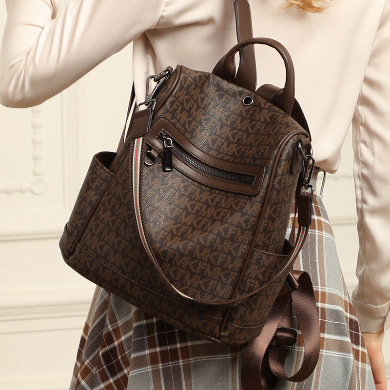 Bag Packs Women 2022 New Tide Fashion Foreign Pie Double Shoulder Bag Han Edition Large Capacity Printed Tide Card Bag Pet Bag