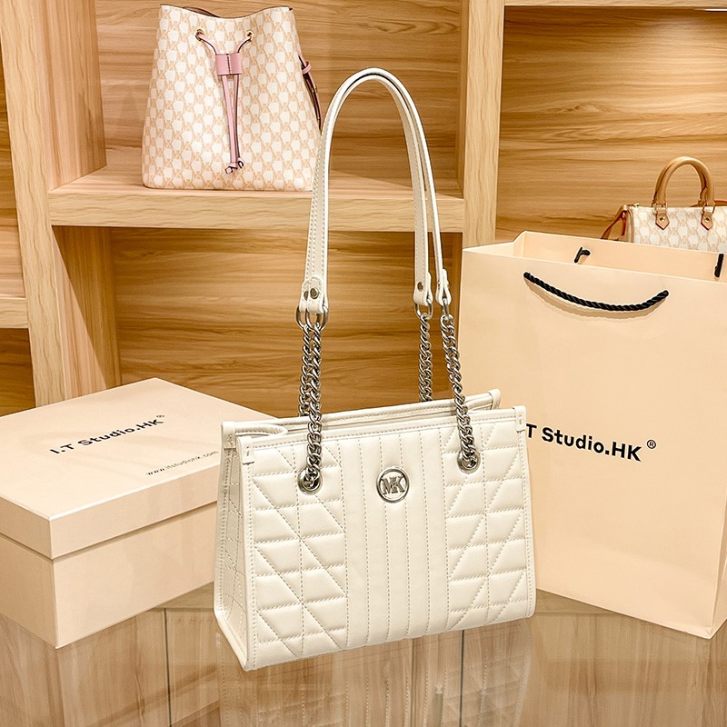 MK women's bag 2022 new trendy diamond chain tote bag women's summer shoulder armpit large bag pet bag