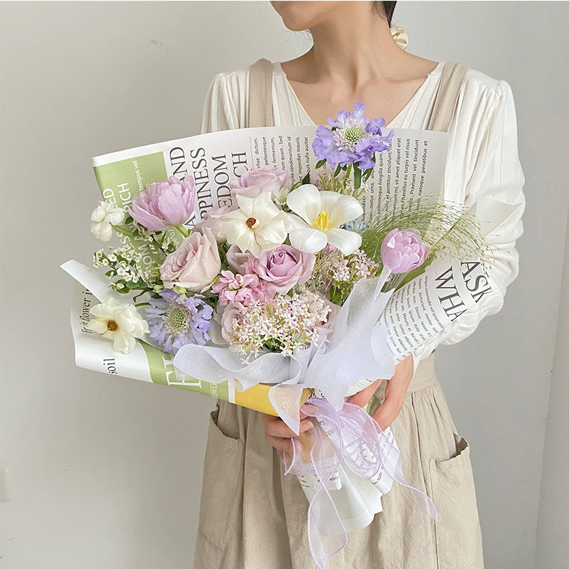 Flowers Packaging Bild Newspaperitiv French town Rose bouquet longed for life floral kraft white covered floral material