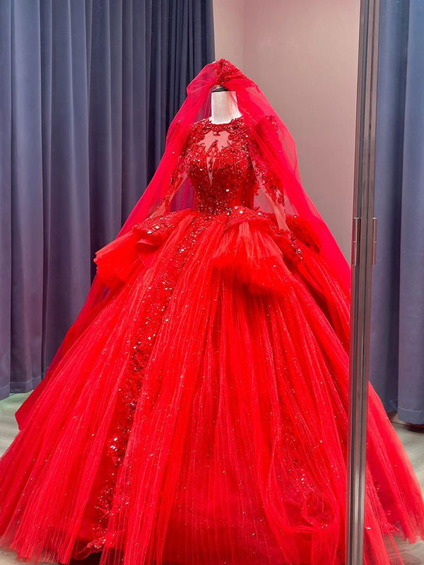 Red Long-Sleeved Wedding Dress 2026 New Style Bridal Court Style High-End Texture with a Train, Heavy Craftsmanship, Luxurious Main Dress for Petite Figures