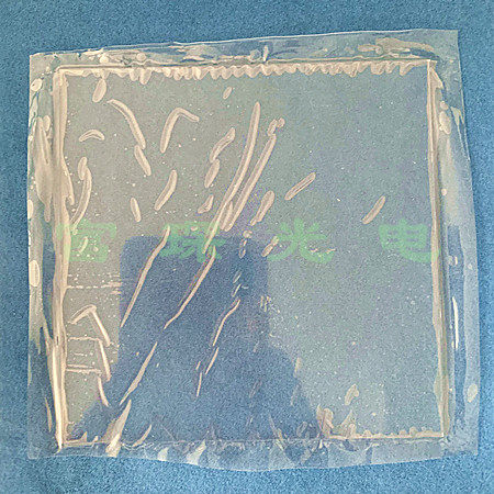 Attenuation sheet UV quartz substrate transmits 70% and reflects 30% 80*80*1mm 220-600nm