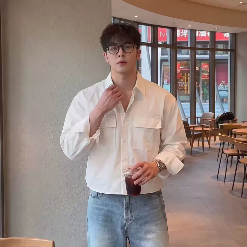 Men's Short, Structured, Loose-Fitting Long-Sleeve Shirt with Double Flap Pockets, American-Style Trendy Design, Workwear Shirt, Thin Jacket Men's Short, Structured, Loose-Fitting Long-Sleeve Shirt with Double Flap Pockets, American-Style Trendy Design, Workwear Shirt, Thin Jacket