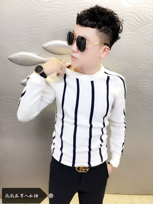 2017 mùa thu và mùa đông người đàn ông mới của áo len người đàn ông Hàn Quốc sọc vòng cổ áo len áo thun áo len thanh niên áo len quần jogger nam