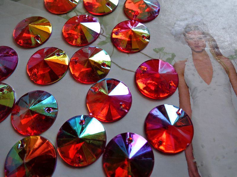 Red Blue Purple Large Circular 14mm Acrylic Water Drill Hand-stitched clothes Clothing Drilling DIY Decorative Accessories Accessories