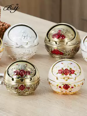 European retro creative Zinc alloy ball with lid Bedroom cute ashtray Fashion personality home windproof ashtray