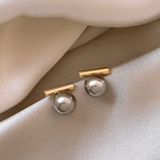British Dura Walk Niche Hemp Balance Beam Pearl Earrings for Women, Vintage High-End Earrings, Small Ear Accessories