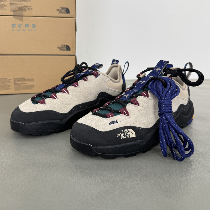 26 Autumn/Winter New the North Face Outdoor Functional Sports Shoes for Men and Women, Grip Hiking Shoes 8G5C