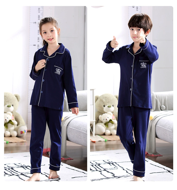 Bộ đồ ngủ dành cho cha mẹ và con cái cho một gia đình ba người, trẻ em vừa và lớn bằng vải cotton nguyên chất phong cách xuân thu cho bé trai và bé gái 2023 tay dài mới bộ jumpsuit hoạt hình cho bé và mẹ
