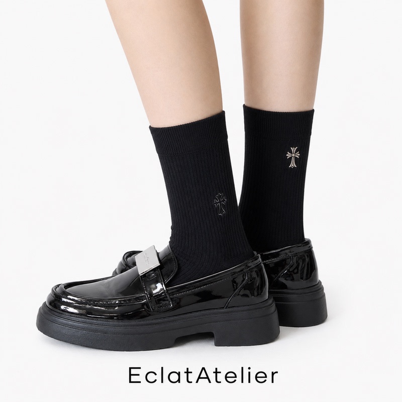 Black, White, and Gray Can Also Look This Amazing; Minimalist Dark Academia Style Paired with Loafers, High-End and Stylish, Durable Cross-Tube Women's Socks