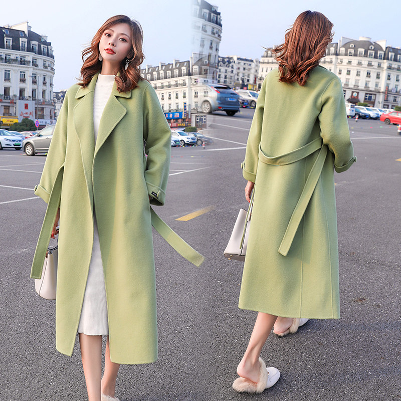 Gestational maternity dress Mao jacket woman 2021 autumn and winter clothes loose with little fragrant wind and a long version of the sweaty coat with a knee fur coat