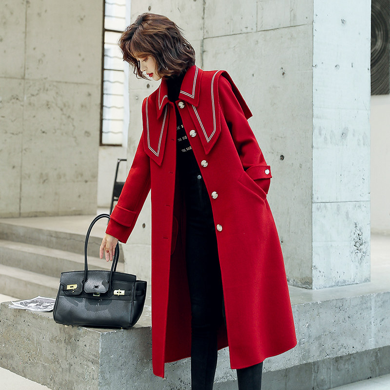 Pregnant woman autumn and winter clothing Mao jacket 2020 new Korean version loose fashion long version over knee retro, great coat of winter