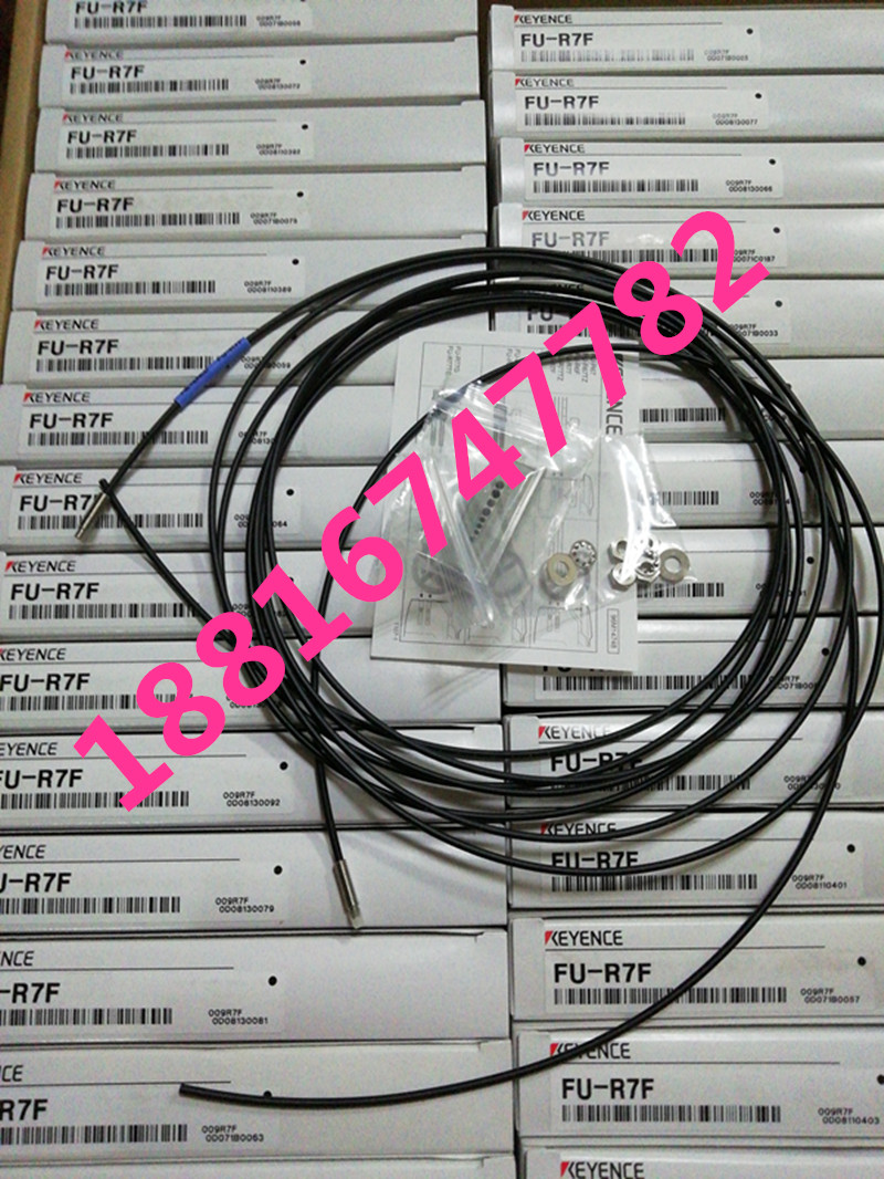 Japan Keenez KEYENCE Optical fiber sensor FU-R67TZFU-R77TZ brand new original spot