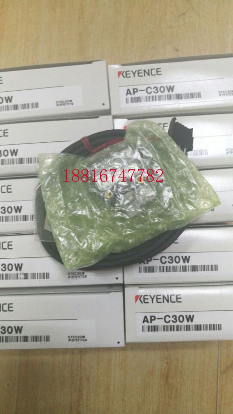 KEYENCE pressure sensor AP-C30W new original spot