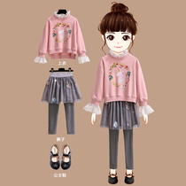 Sweater girl 2021 net red new lace neckline female baby spring and autumn thin cartoon pattern fashionable top