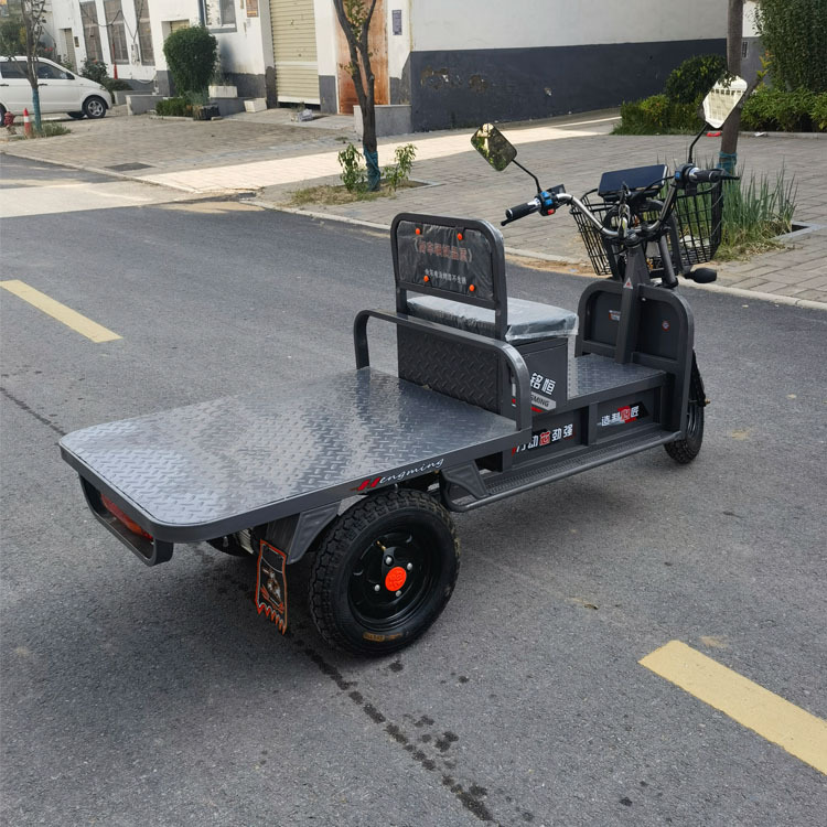 Electric Tricycle with Long-Range Battery, Agricultural Cargo Truck, Heavy-Duty Cargo Carrier, Hercules for Construction Sites and Factories, Flatbed for Transporting Goods Electric Tricycle with Long-Range Battery, Agricultural Cargo Truck, Heavy-Duty Cargo Carrier, Hercules for Construction Sites and Factories, Flatbed for Transporting Goods