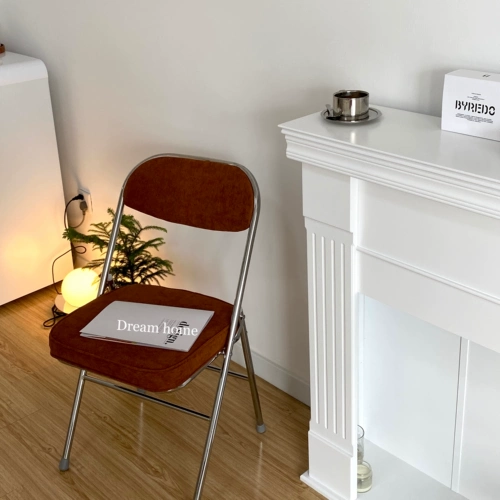 Мечта дома среднее складывание складного стула Cordon Vintage Vintage Retro Dining Staud Photography Base B & B