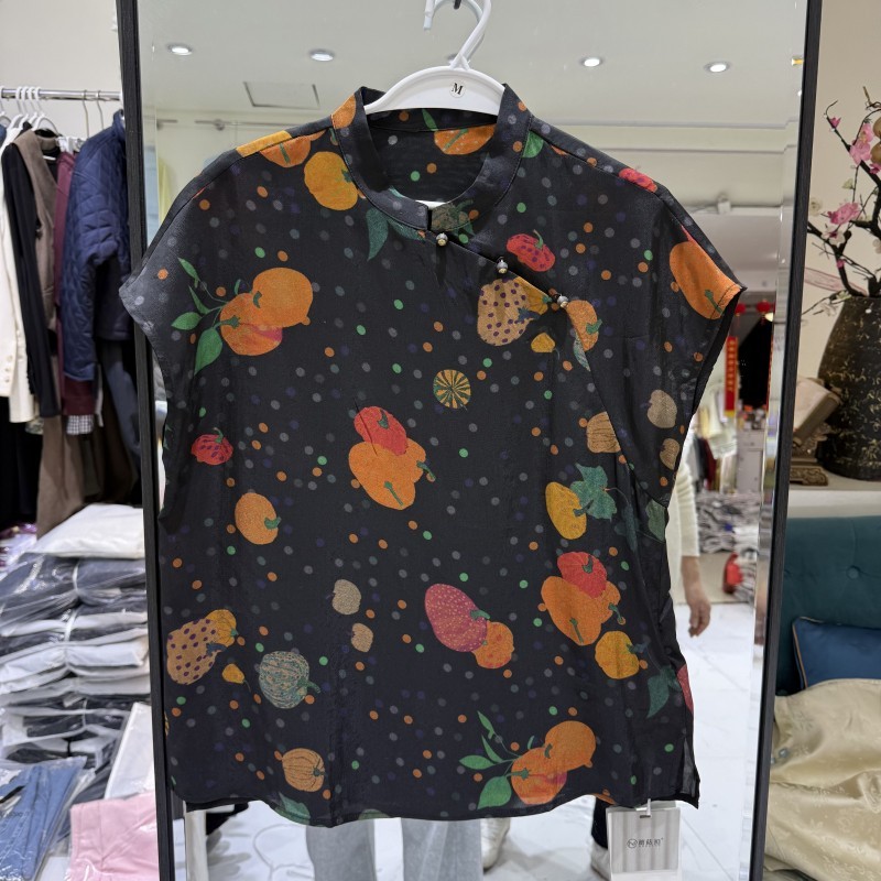 Mushroom Button 7388-3 Black New Chinese Style Fruit Print Stand Collar Short Sleeve Shirt for Women Loose Fit Youthful Top 2026 Summer