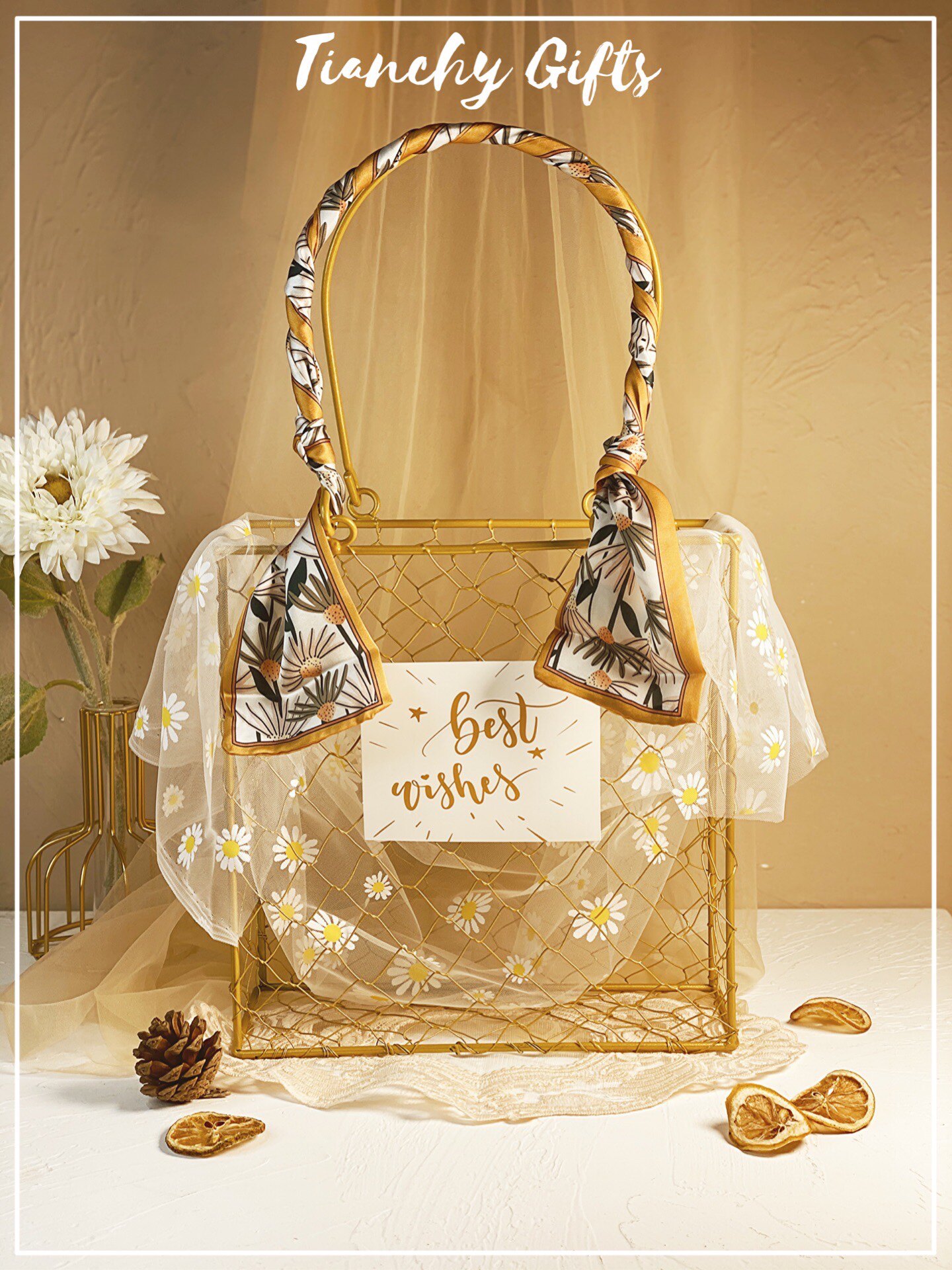 2021 Golden silk screen handbag Bridesmaid Bridesmaid gift Wedding creative practical gift basket Location fresh pastoral