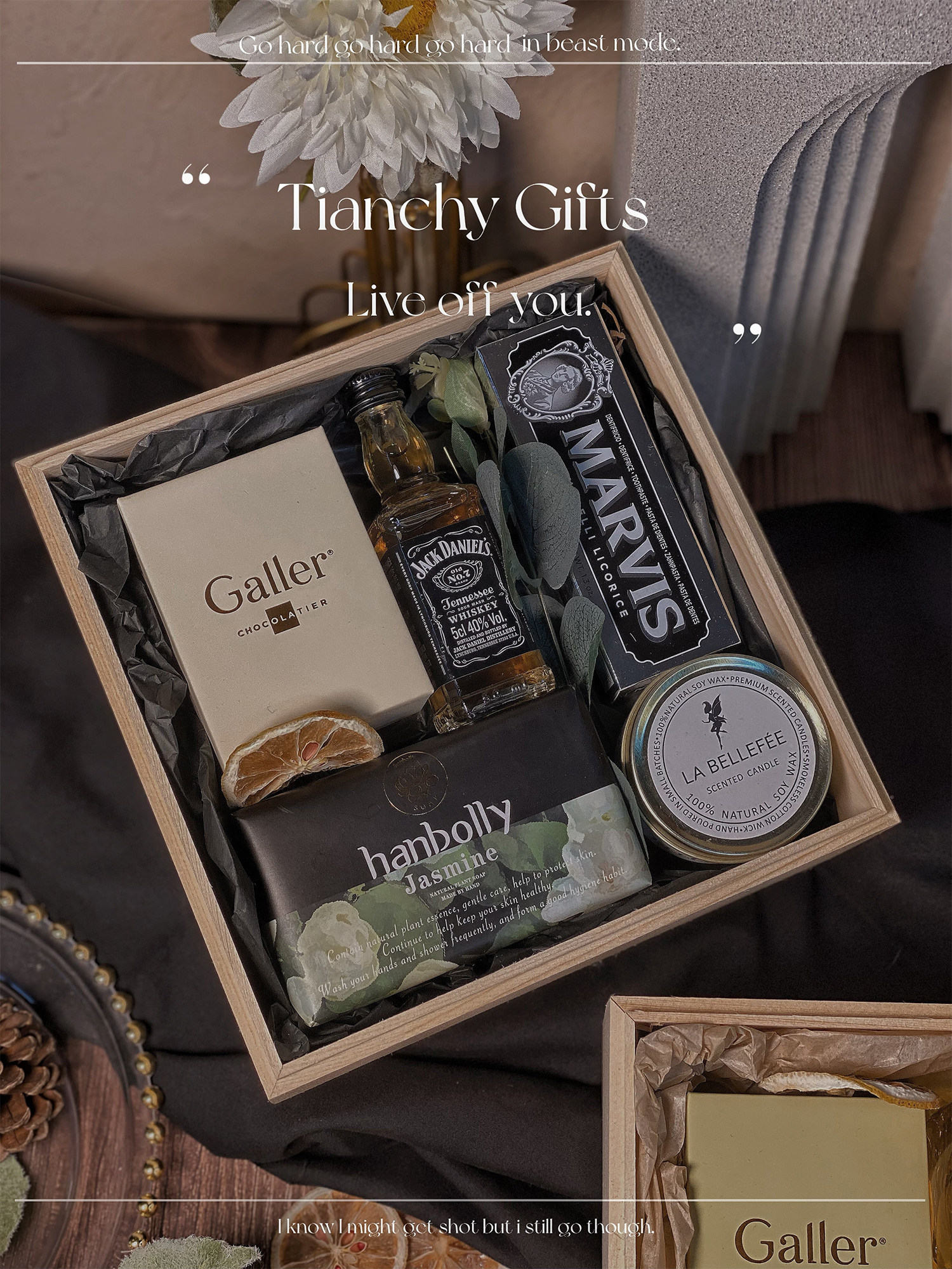 Souvenir female bridesmaid male best man high-end practical small gift wedding box wedding brother group black package - Taobao