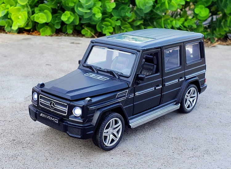 1:32 Mercedes-Benz G65 off-road SUV hợp kim mô hình xe mô phỏng kim loại mô hình âm thanh và ánh sáng kéo trở lại đồ chơi xe hơi đồ trang trí - Chế độ tĩnh đồ chơi cho bé 2 tuổi