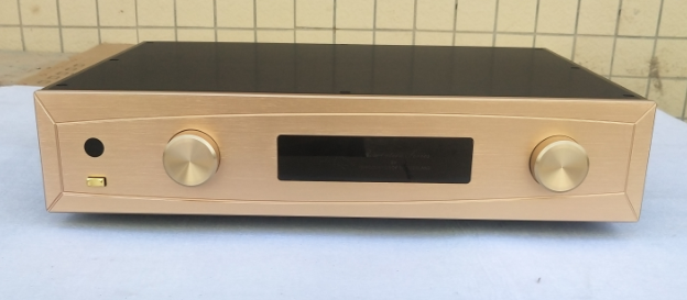 Golden-front-stage full aluminum power amplifier case decoding liner machine host shell (436 * 90 * 308)