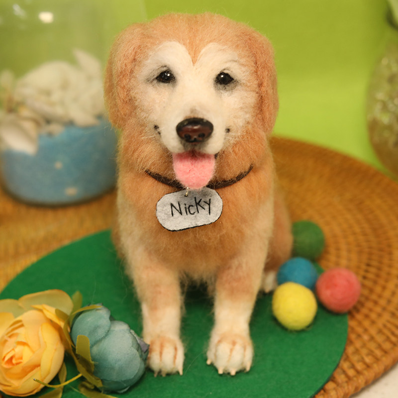 Wool Felt Pet Custom Commemorative Handmade DIY Simulation Golden Retriever Model Desktop Decoration Office Lucky