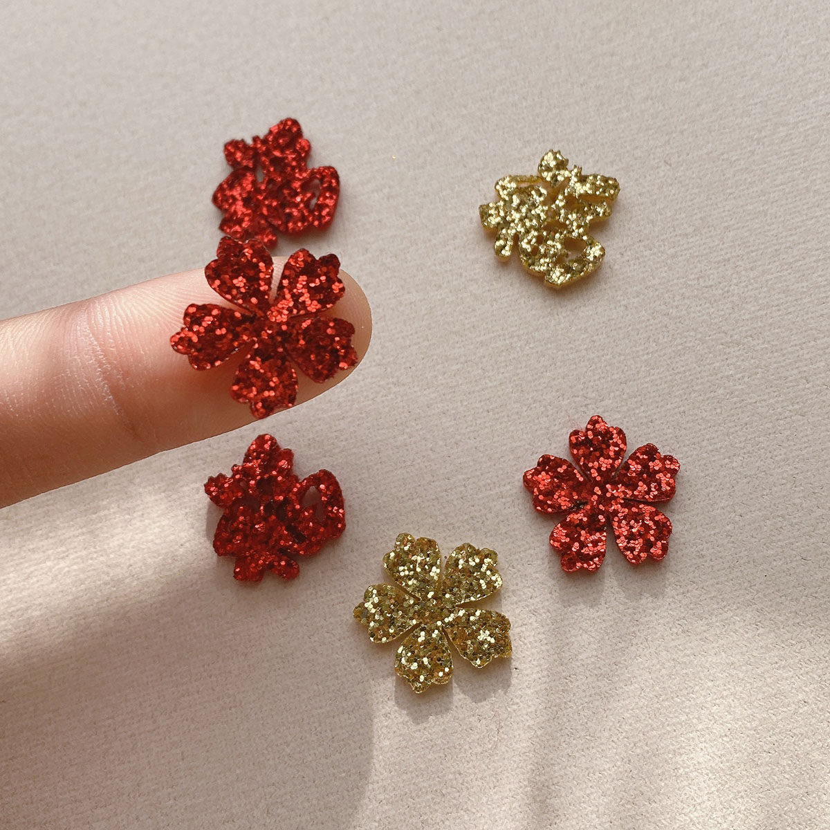 Love Jewelry World Golden Glitter Festive Blessings Bell Glitter Handmade DIY Jewelry Accessories