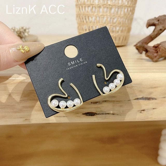 s925 silver needle special love pearl earrings 2021 new trendy niche design earrings female summer models