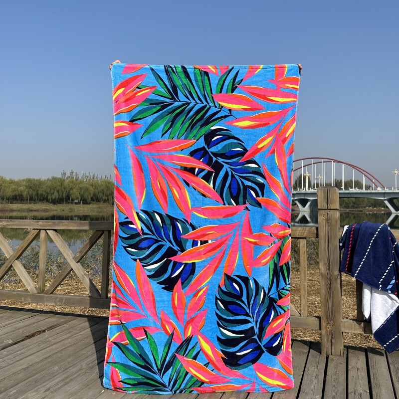 Thickened Beach Towel with European and American Style, Reactive Printing, Soft and Absorbent, Suitable for Bathing and Swimming, Extra-Long, All-Cotton Bath Towel